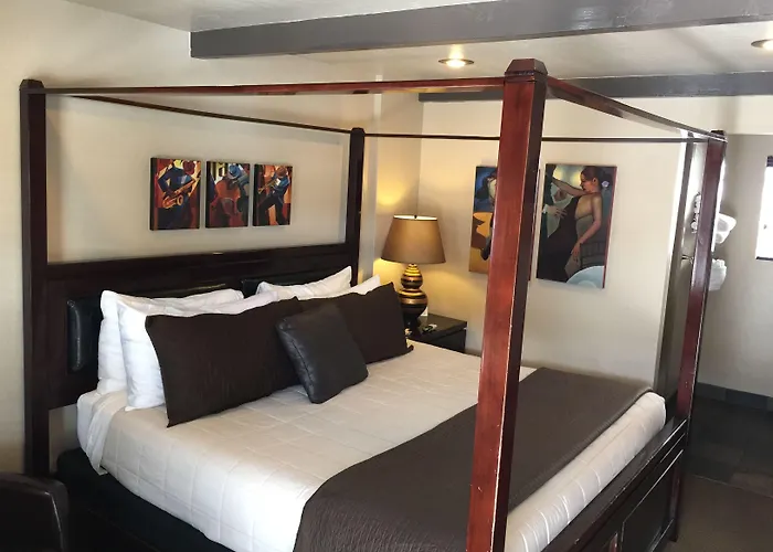Rodeway Inn & Suites Williams Downtowner-Rte 66